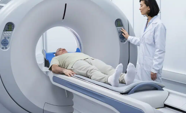 MRI / CT scanner